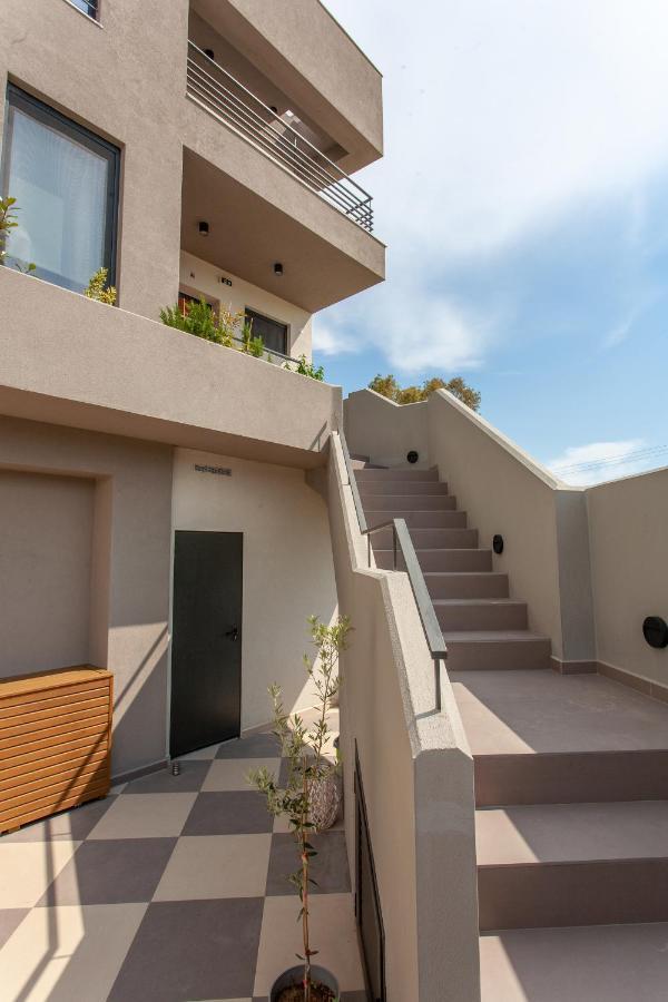 Apartment Aella *