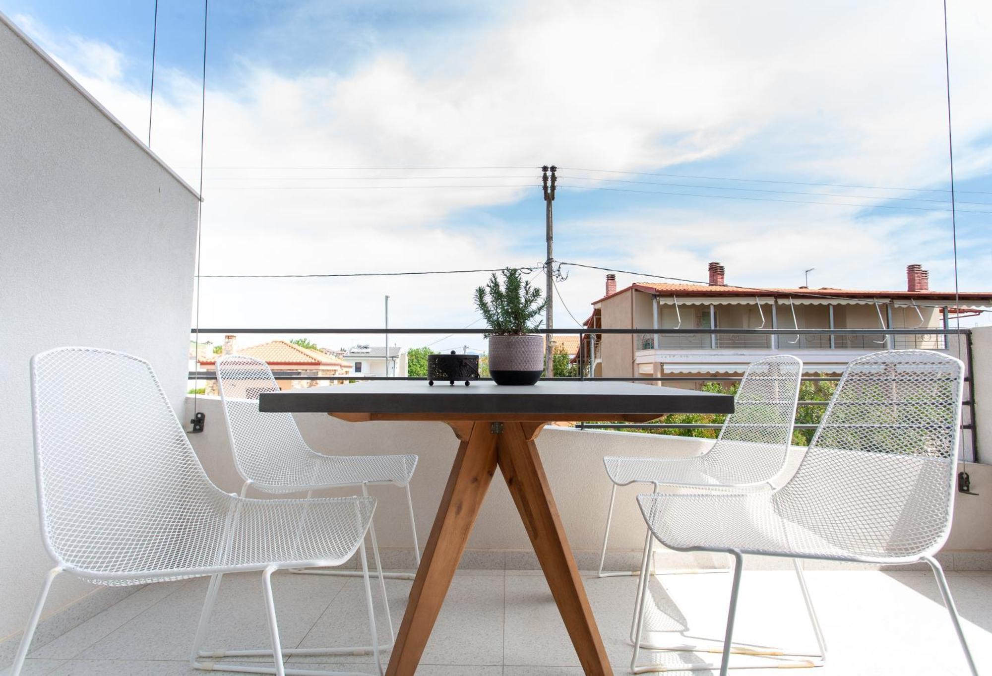 Aella Apartment *